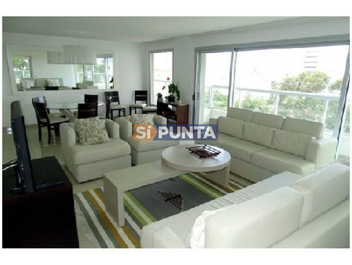 Imagen 2 de 8 de Apartamento En Venta - Brava