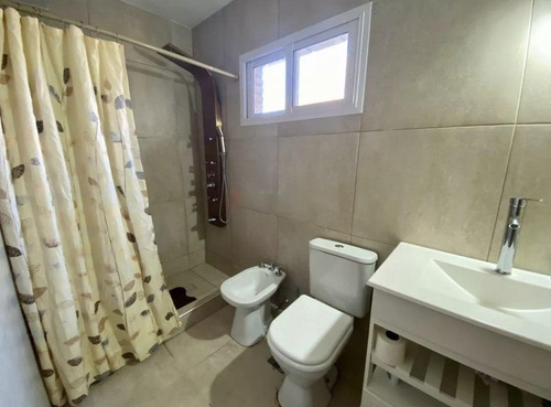 Casa En Venta - 4 Dormitorios 4 Baños - Cochera - 2.750mts2 - Pilar