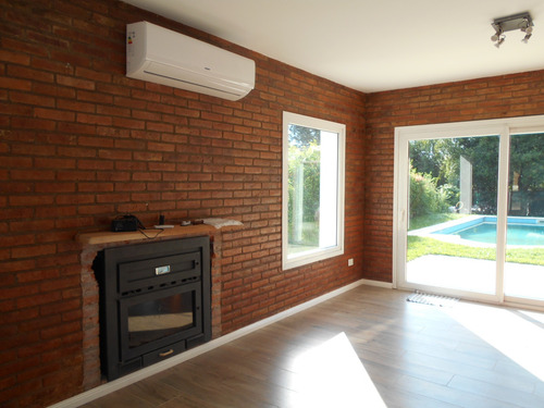 Chalet En Venta En Barrio Cerrado