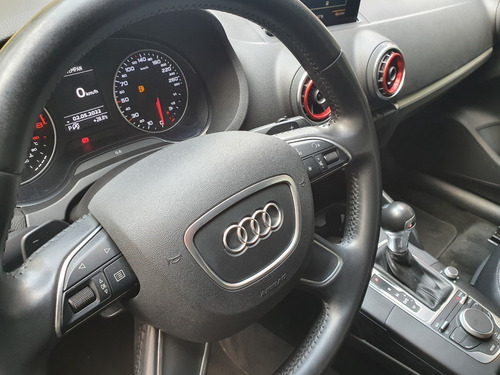 Imagem 9 de 14 de Audi A3 Sedan Ambiente S-drive 1.4 Ano 2015/2016