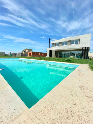 Casa A Estrenar En Santa Inés, Canning Dueño Vende