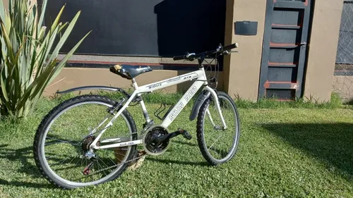 Bicicleta skinred rodado 26 usada hot sale
