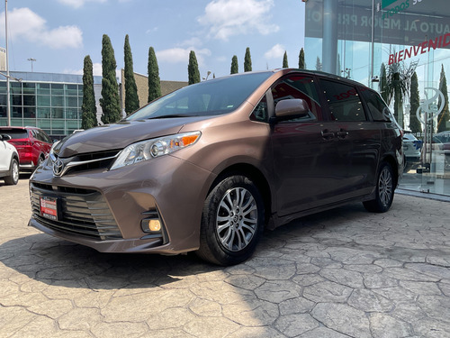 Toyota Sienna 3.5 Xle At