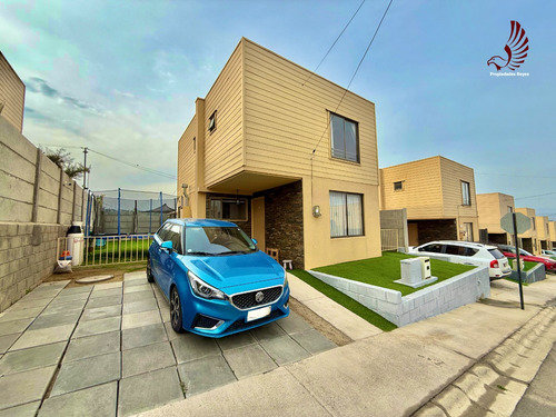 Se Arrienda Hermosa Casa En Villa Alemana