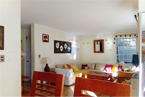 Espaciosa Casa 3d+3b En Lo Campino