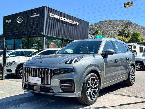lynk & co 09 2.0T Mhev Awd At8