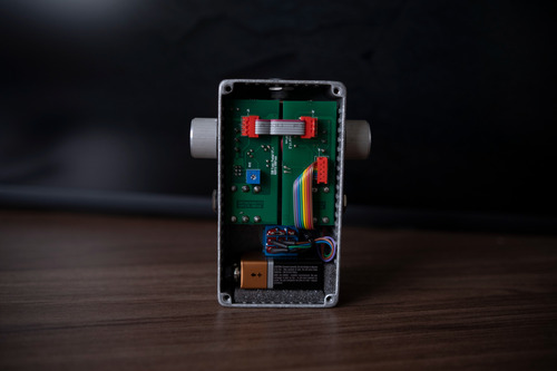 Pedal Fuzz Sm Fuzz Scott Mckeon - Estilo Fuzz Face Ac128 Cinza (Usado)