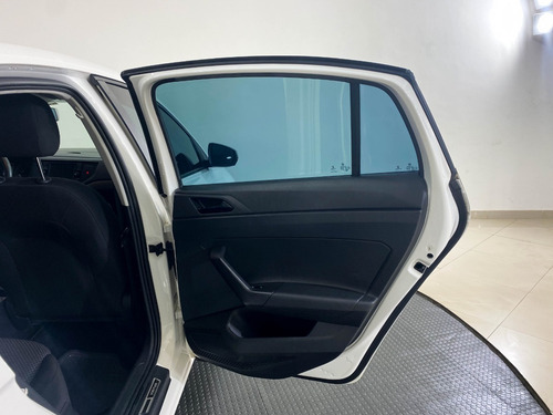 Imagem 21 de 23 de Volkswagen Virtus