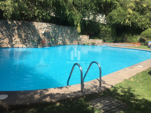 Arriendo Dpto. De 3 Dorm. Mas Servicios En Las Condes