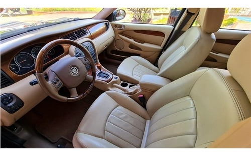 Jaguar X-type 3.0 Se V6 24v Gasolina 4p Automático
