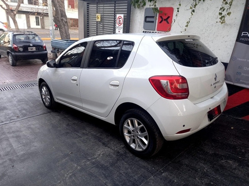 Imagen 6 de 15 de Renault Sandero 2018 1.6 Privilege 105cv