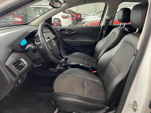 Chevrolet Onix 1.4 MPFI LTZ 8V FLEX 4P MANUAL