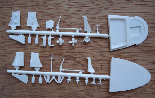 Lodela Airfix S S Camberra Escala 1/600 No Revell Tamiya (Usado)