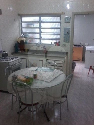 Butantã - Casa Térrea - 2 Dormitórios - 3 Vagas - 298-im146151