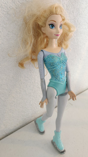 Muñeca Princesa Elsa Frozen Patinadora (Usado)