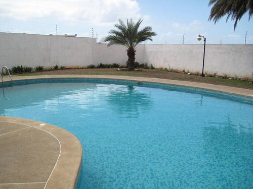 Imagen 13 de 14 de En Venta Th En Av Circunvalación.. Porlamar.