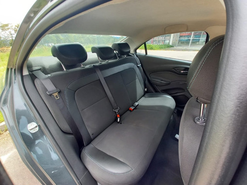 Imagen 2 de 14 de Chevrolet Onix Hb Mt Ltz