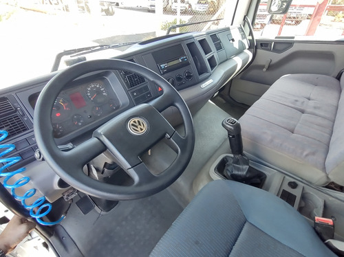 Vw 24250 Constellation 2010 Com Munck De 40t