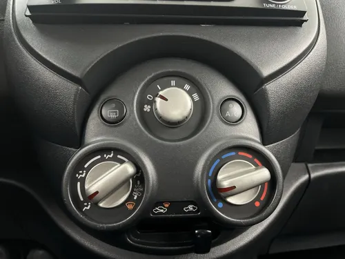 Nissan Versa DRIVE 1.6 AUT