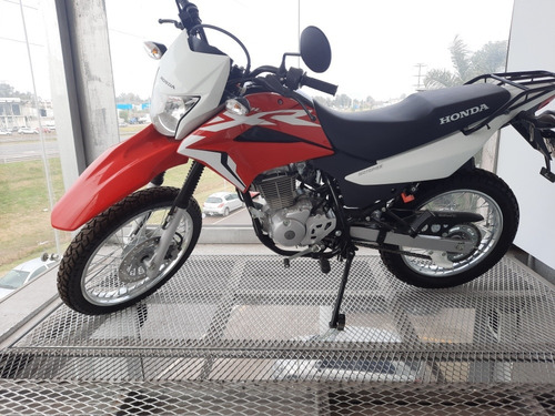Imagen 9 de 15 de Honda Xr 150 2018 S/uso Fcia C/tarj Titan Xr Glh Motopier
