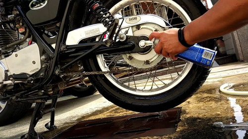 Imagen 2 de 3 de Limpiador De Cadena Clean Up Maxima Para Motocicleta