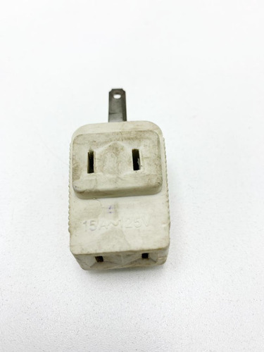 Adaptador Benjamin C/3 Conectores 2 Patas Dy 7910 Xavi