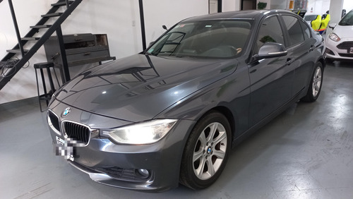 BMW 330i 2.0 320i Sedan At