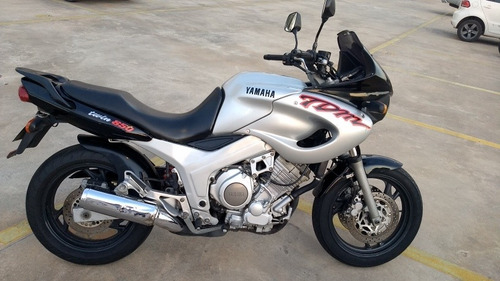 Imagem 4 de 7 de Yamaha Tdm 850