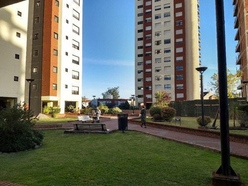 Excelente Departamento 3 Amb. Barrio Cerrado La Mejor Vista
