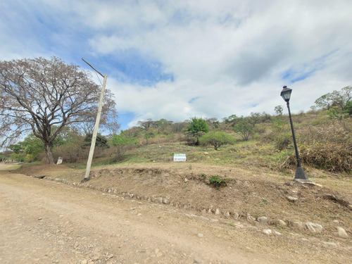 Terreno En Venta Club De Campo Vertientes 2.430m2