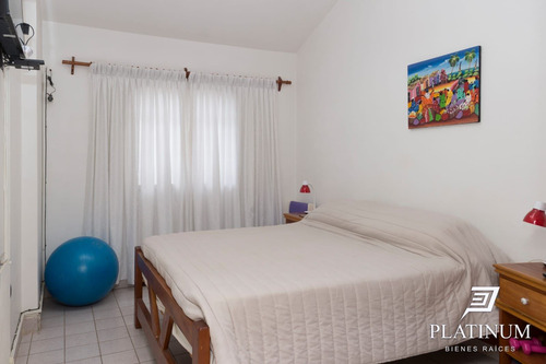 Casa En Venta De 3 Dormitorios C/ Cochera En San Carlos