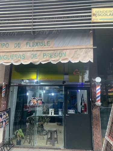 Venta De Local En Liniers 