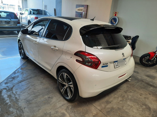 Peugeot 208 Gt M/t 2016 Km98500.-