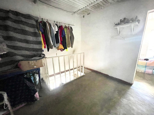 Casa En Venta En El Oeste De Barquisimeto Cod: 25-16698 Jpg