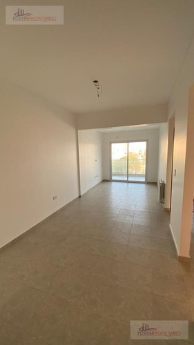 Imagen 9 de 14 de Departamento - La Plata