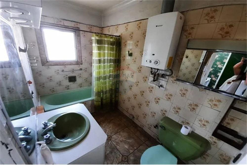 Imagen 12 de 16 de Casa 2 Pisos En Pasaje Cerrado, Metro Rondizzoni