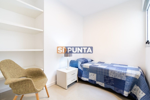 Imagen 6 de 28 de Apartamento De Tres Dormitorios En Suite En Venta Con Vista El Mar En Primera Línea Playa Brava