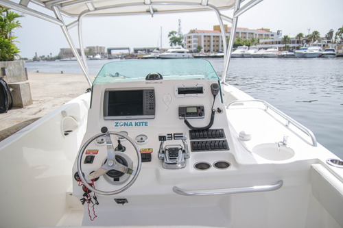 Imagen 2 de 9 de Lancha Extreme Marine 38