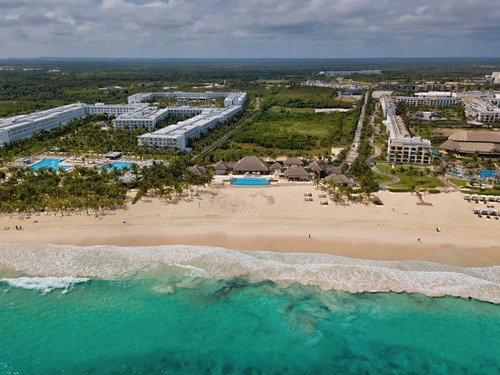 Stylish One-bedroom Apartment For Sale Or Rent In Cana Bay, Punta Cana