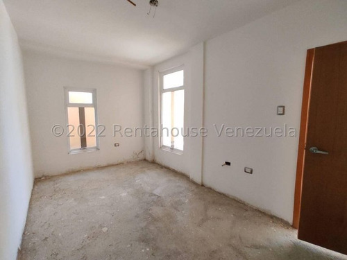 Imagen 14 de 17 de Casa Con Modernidad Y Vegetación Natural En El Limon Ljsa 22-21647