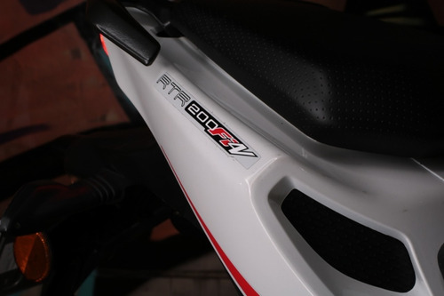 Imagen 4 de 6 de Tvs Rtr 200 Fi
