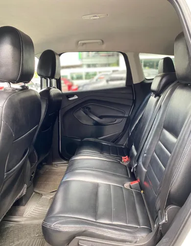 Ford Escape 2013 Con Asientos En Leader Interior Negro