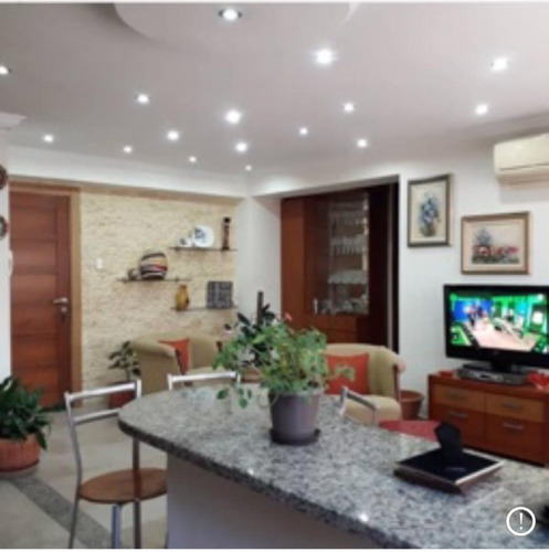 Imagen 4 de 9 de Resid Taguay Urb Los Mangos Jhoanna Valdez 0414-4134289