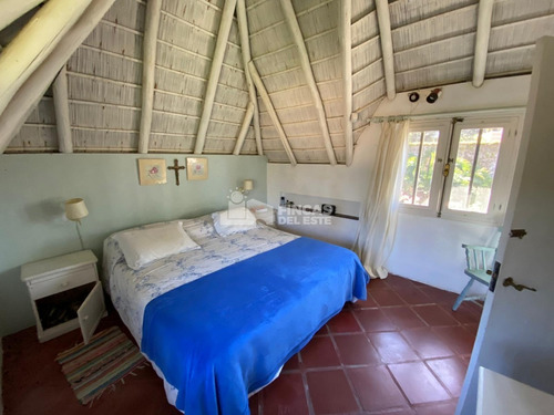 Hermosa Casa En Rincón Del Indio - Ref: 510