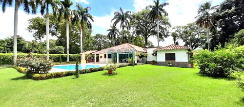 Venta Finca En Santa Fe De Antioquia, Vereda Pan Gordito 1 Nivel 