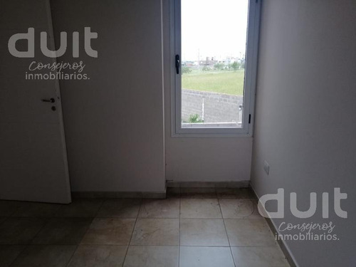 Imagen 10 de 11 de Duplex 2 Dormitorios En Venta En Barrio El Triunfo- Valle Cercano