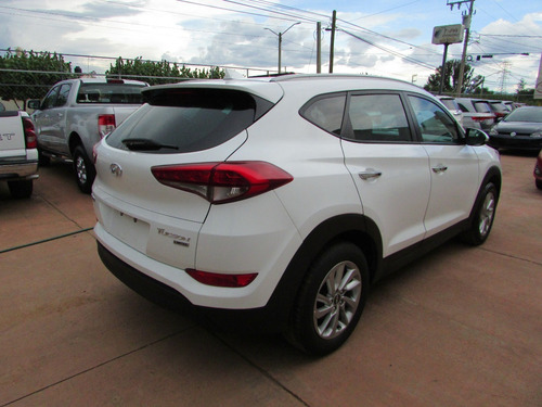 Imagen 4 de 15 de Hyundai Tucson 2016 Limited Tech Ta