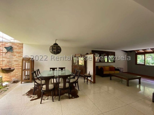 Imagen 3 de 21 de George Tahan #23-5559 Venta Acogedora Casa Duplex, Con Amplios, Integrados E Iluminados Espacios De Ambiente Boho-chic Que Conducen A Un Agradable Jardín Posterior.