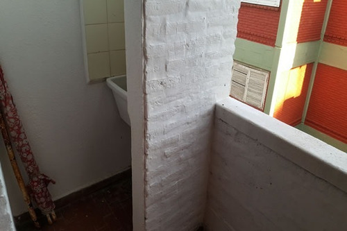 Imagen 5 de 11 de Nuevo Valor Frente Al Mar Zona El Gateado 2º Piso Escalera Cuenta Con Cochera Y Salida Directa Al Mar