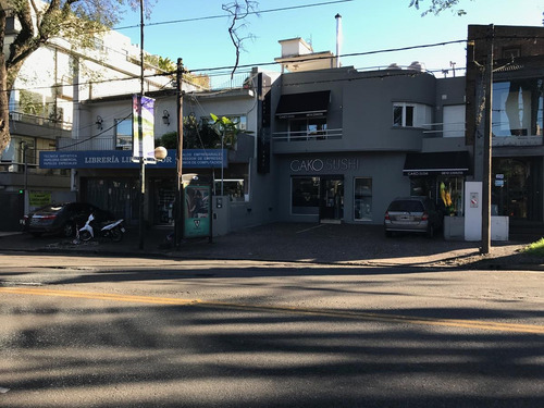 Av. Del Libertador 14156 - Martinez